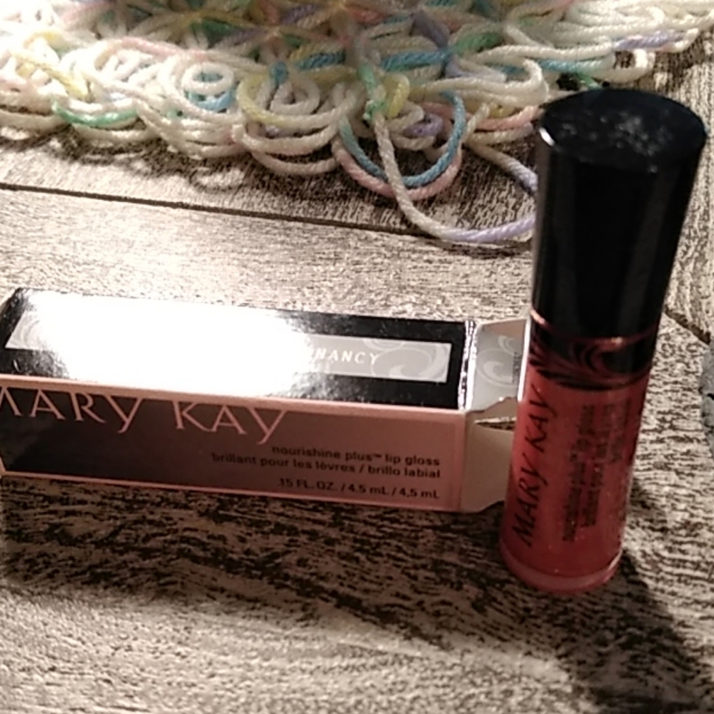 Lip gloss